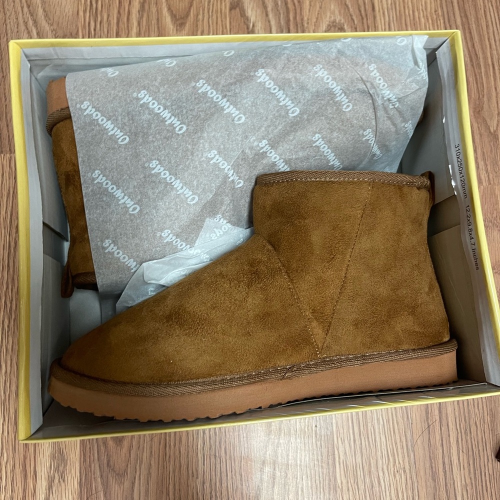 Outwoods Tan Ankle Boots with Slip-On Style and Rounded Toe
